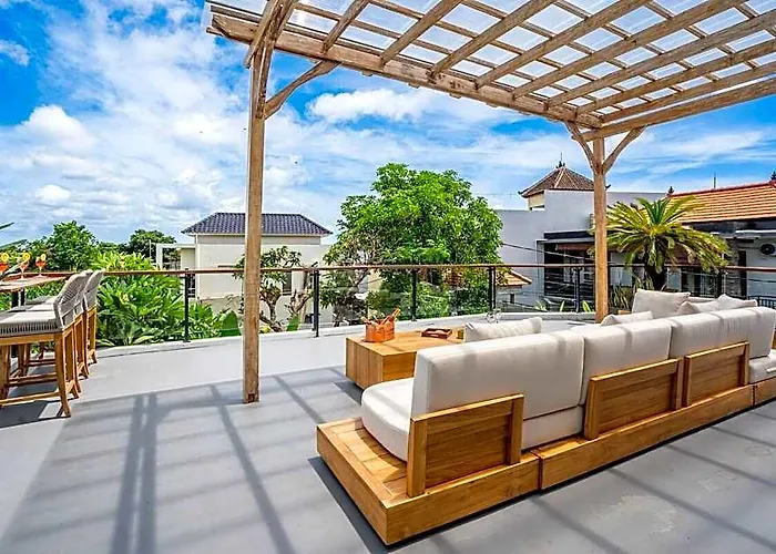 فيلة Ozkar: Elegant With 3 Bedrooms,pool, Terrace Buduk