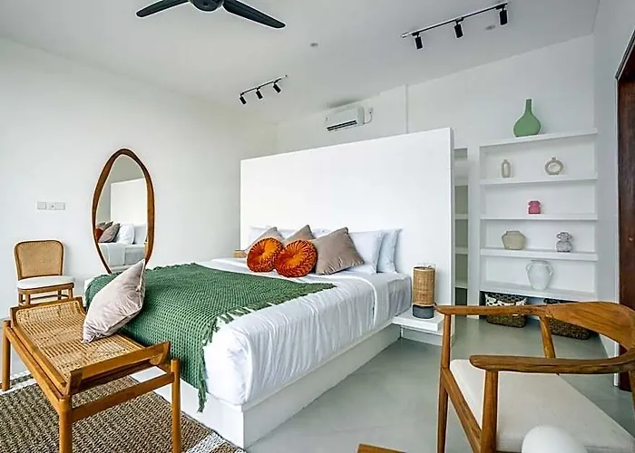 Ozkar: Elegant With 3 Bedrooms,pool, Terrace Villa *