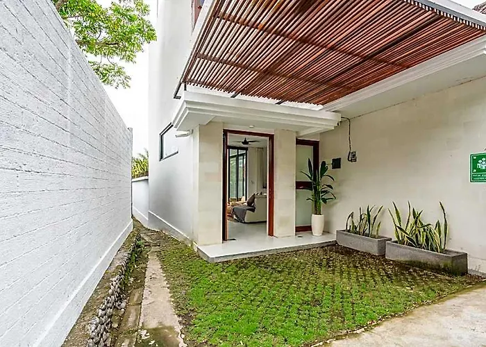 Ozkar: Elegant With 3 Bedrooms,pool, Terrace